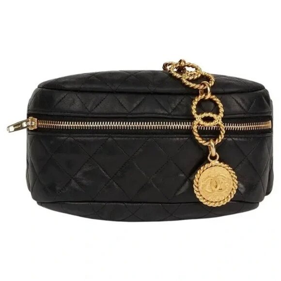 Authentic RARE CHANEL 1991 runway black chain medallion bum bag waist bag - Picture 2 of 13